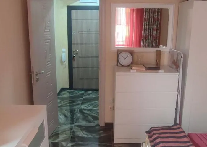 Rose Garden דירה אסנובגראד